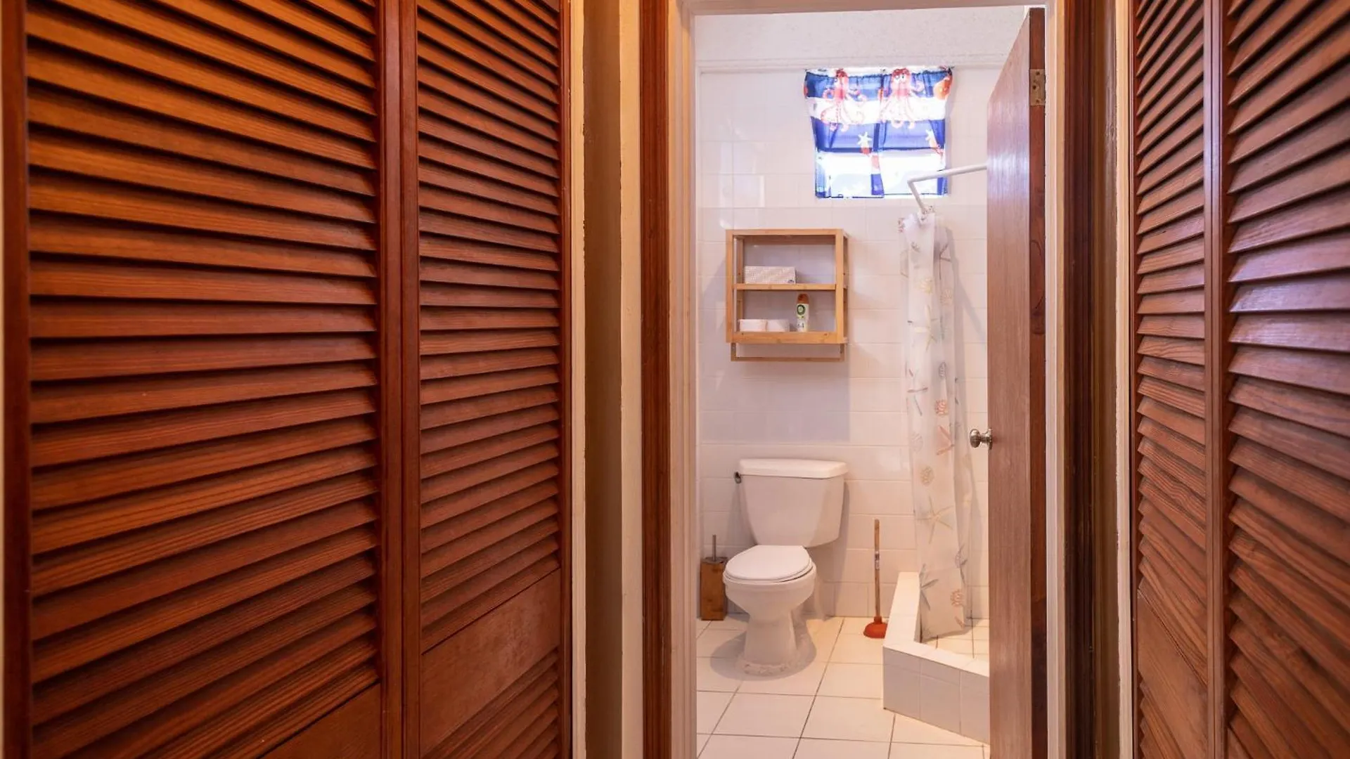Rosehill Heights Modern 4 Bedroom Vacation Rental Soufriere Villa