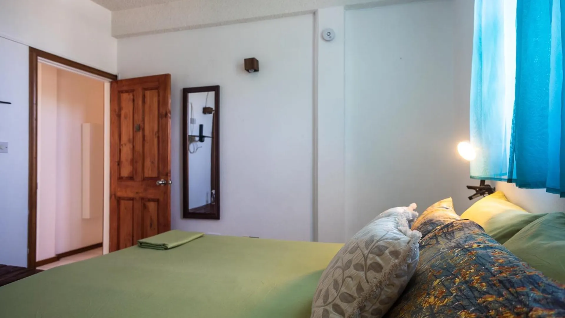 Rosehill Heights Modern 4 Bedroom Vacation Rental Soufriere